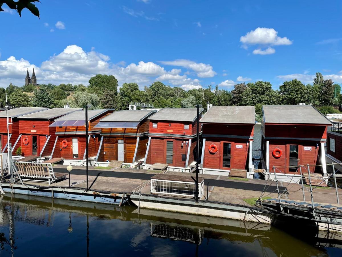 Houseboat Ginger Prague 호텔 외부 사진