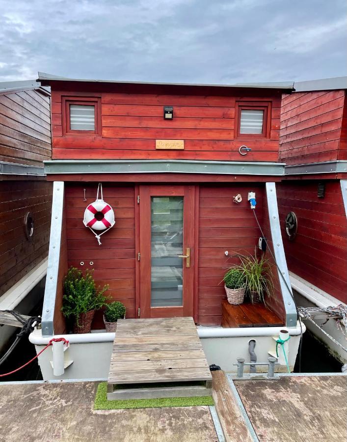 Houseboat Ginger Prague 호텔 외부 사진