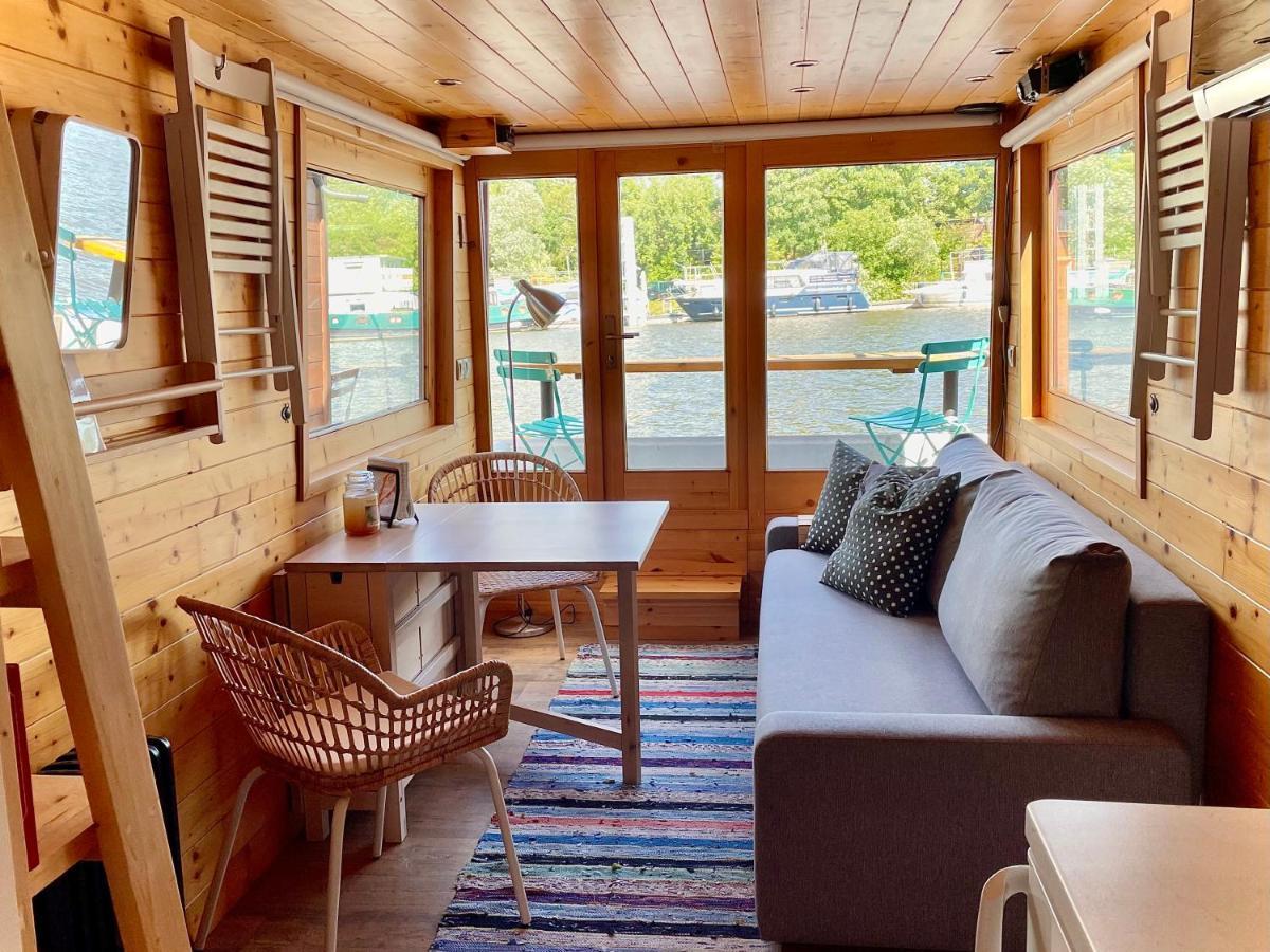 Houseboat Ginger Prague 호텔 외부 사진